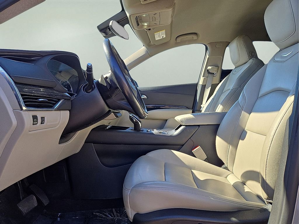 Used 2023 Cadillac XT4 Premium Luxury image 25