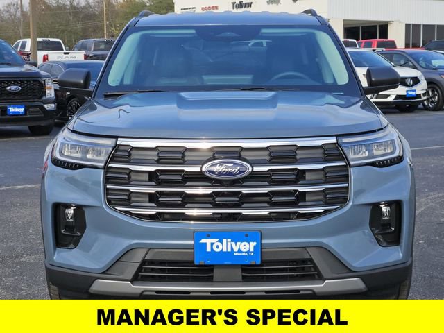 New 2026 Ford Explorer Active w/ Active Comfort Package image 3