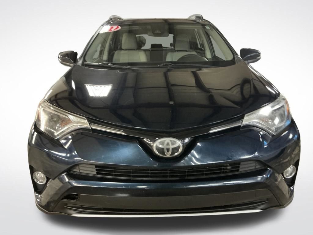 Used 2017 Toyota RAV4 XLE w/ Plus Special Value Package AWD/4WD image 9