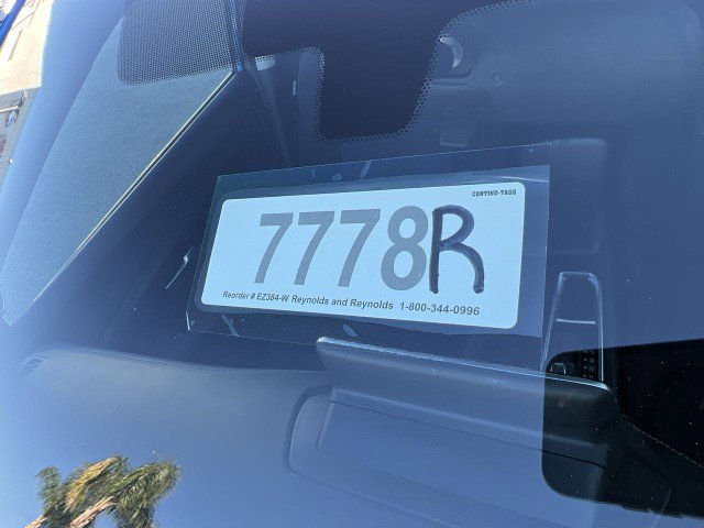 Used 2025 Nissan Sentra SV image 33