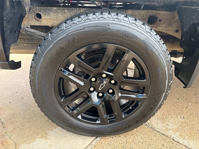 Certified 2021 Chevrolet Silverado 1500 Custom Trail Boss AWD/4WD image 11