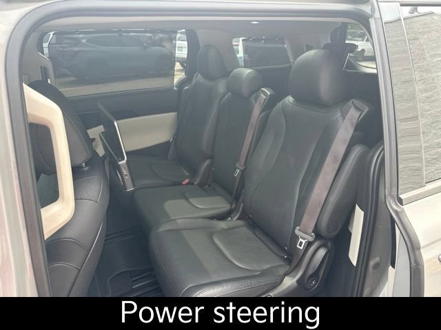 Used 2024 Kia Carnival SX Prestige FWD image 16