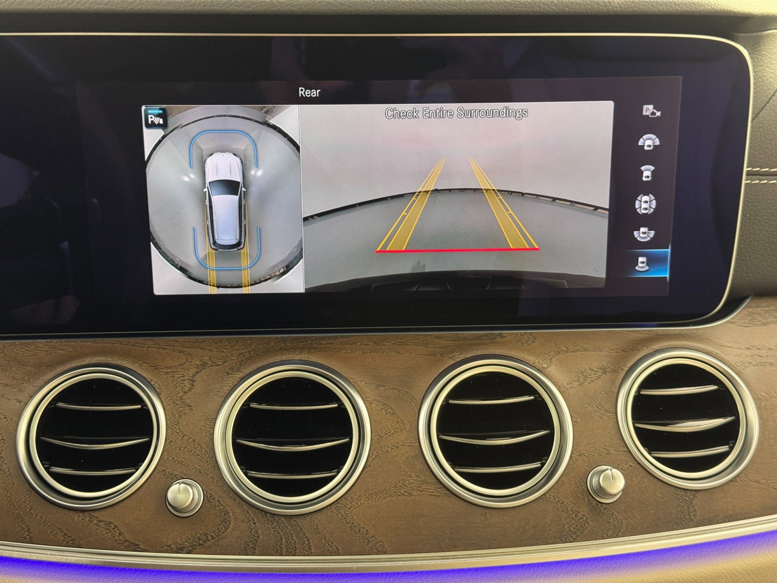 Used 2022 Mercedes-Benz E 450 4MATIC All-Terrain Wagon image 32