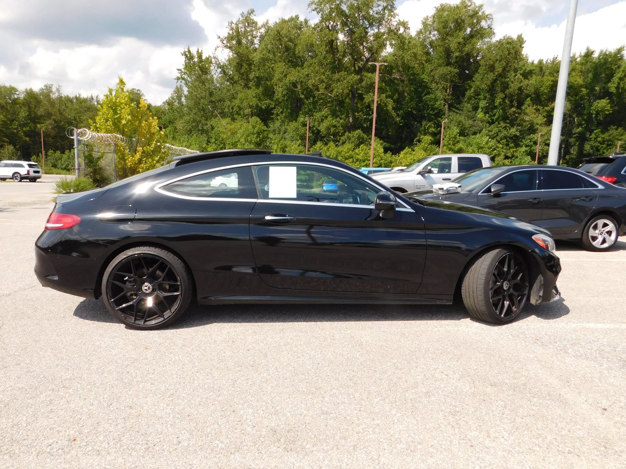 Used 2017 Mercedes-Benz C 300 Coupe image 5