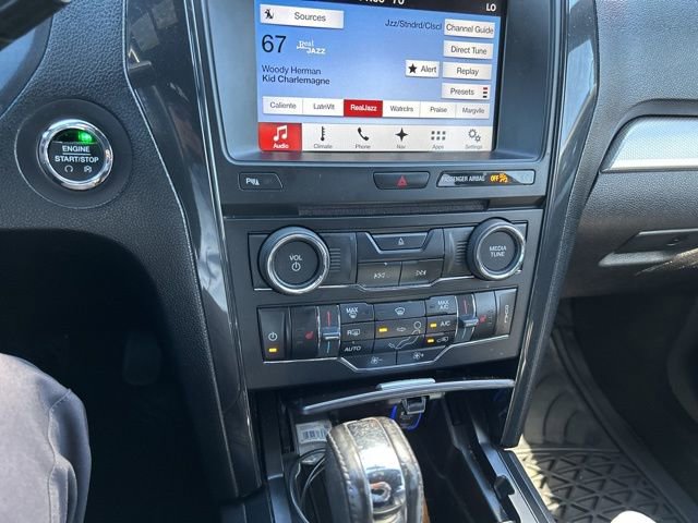 Used 2017 Ford Explorer XLT w/ Equipment Group 202A image 24