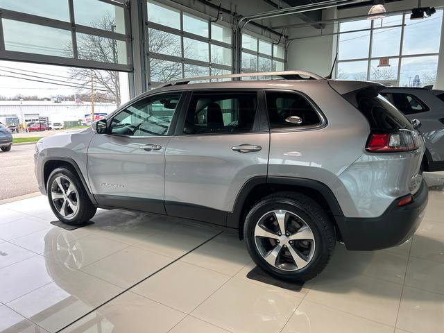 Used 2020 Jeep Cherokee Limited AWD/4WD image 11
