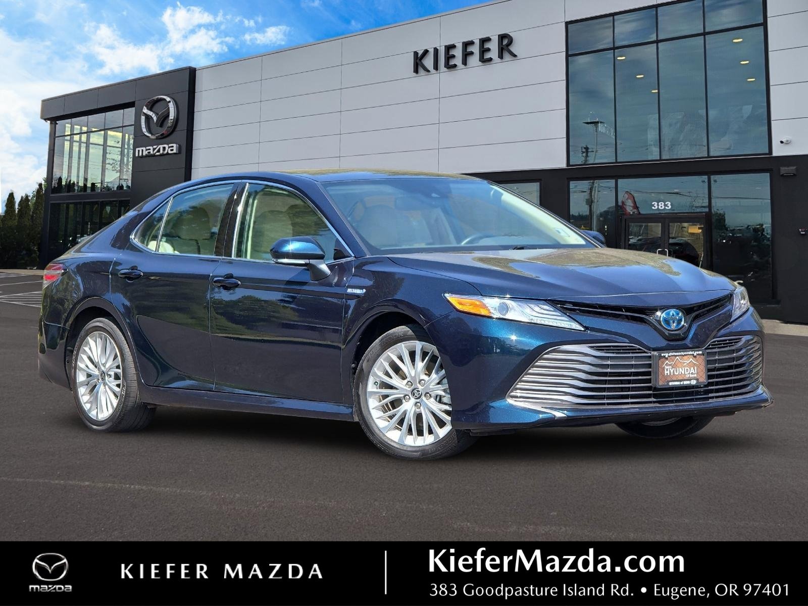 Used 2020 Toyota Camry XLE