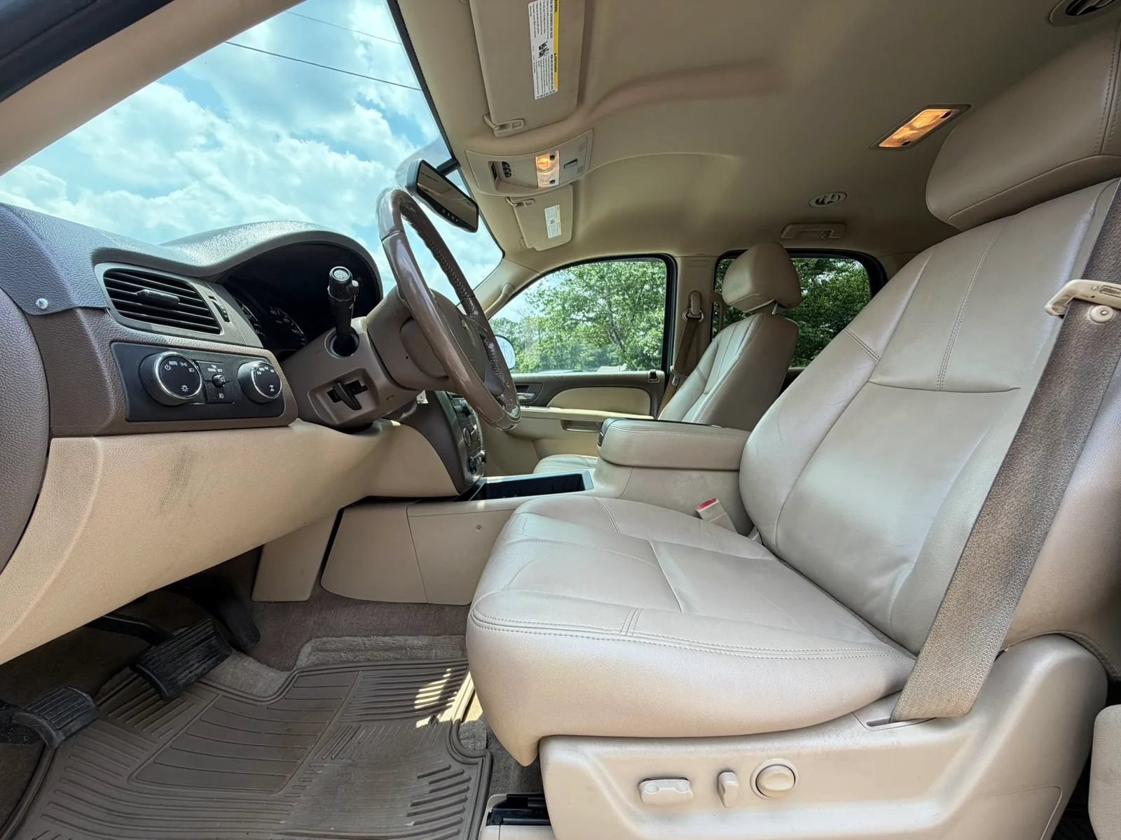 Used 2012 Chevrolet Tahoe LT w/ Suspension Package, Off-Road AWD/4WD image 12