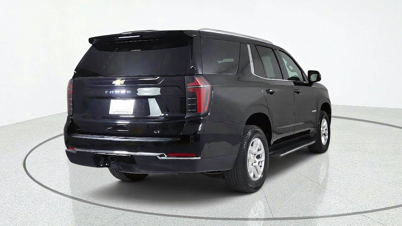 Used 2025 Chevrolet Tahoe LT AWD/4WD image 6