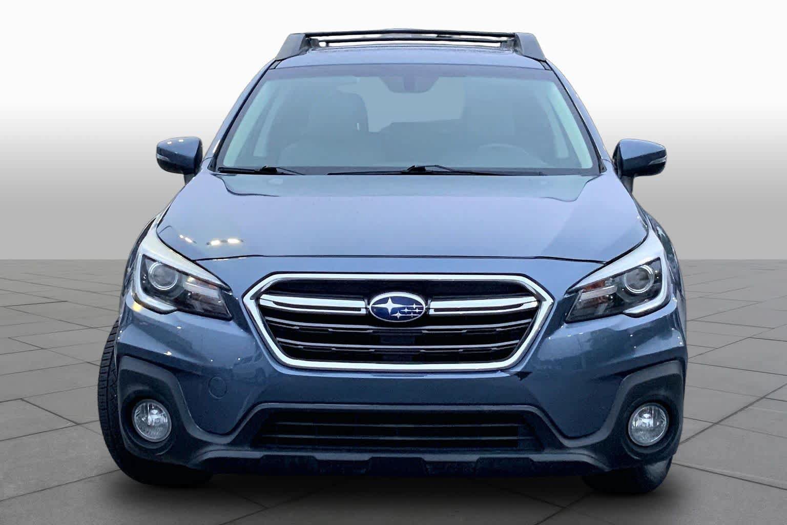 Used 2018 Subaru Outback 2.5i Limited AWD/4WD image 4