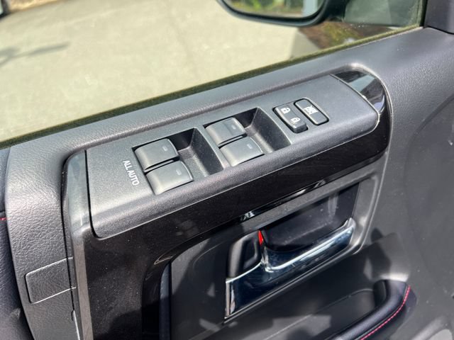 Used 2019 Toyota 4Runner TRD Off-Road Premium AWD/4WD image 30