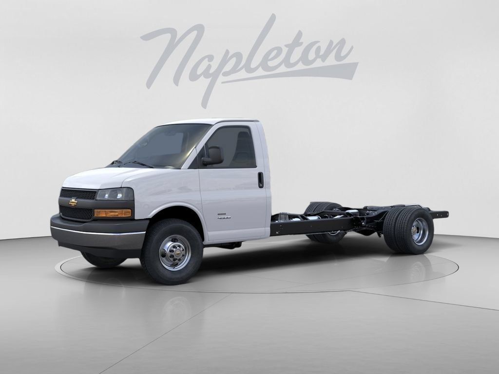 New 2026 Chevrolet Express 3500 w/ Power Convenience Package RWD image 3