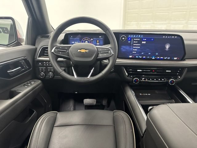 New 2026 Chevrolet Suburban Premier w/ Sun And Tow Package AWD/4WD image 25