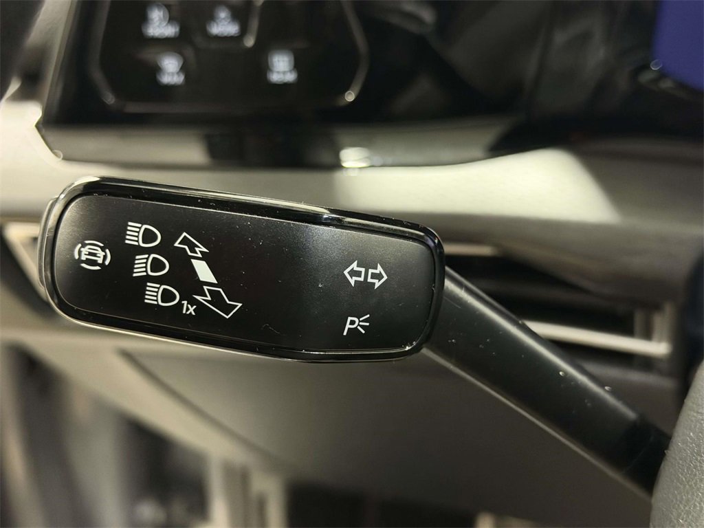 Used 2022 Volkswagen GTI SE image 22