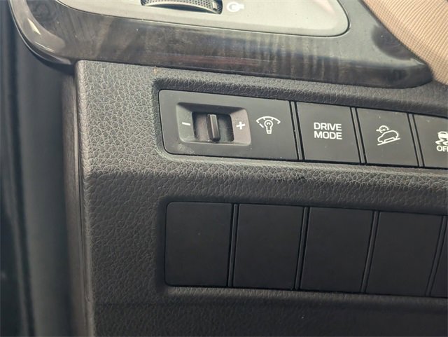 Used 2017 Hyundai Santa Fe Sport image 23