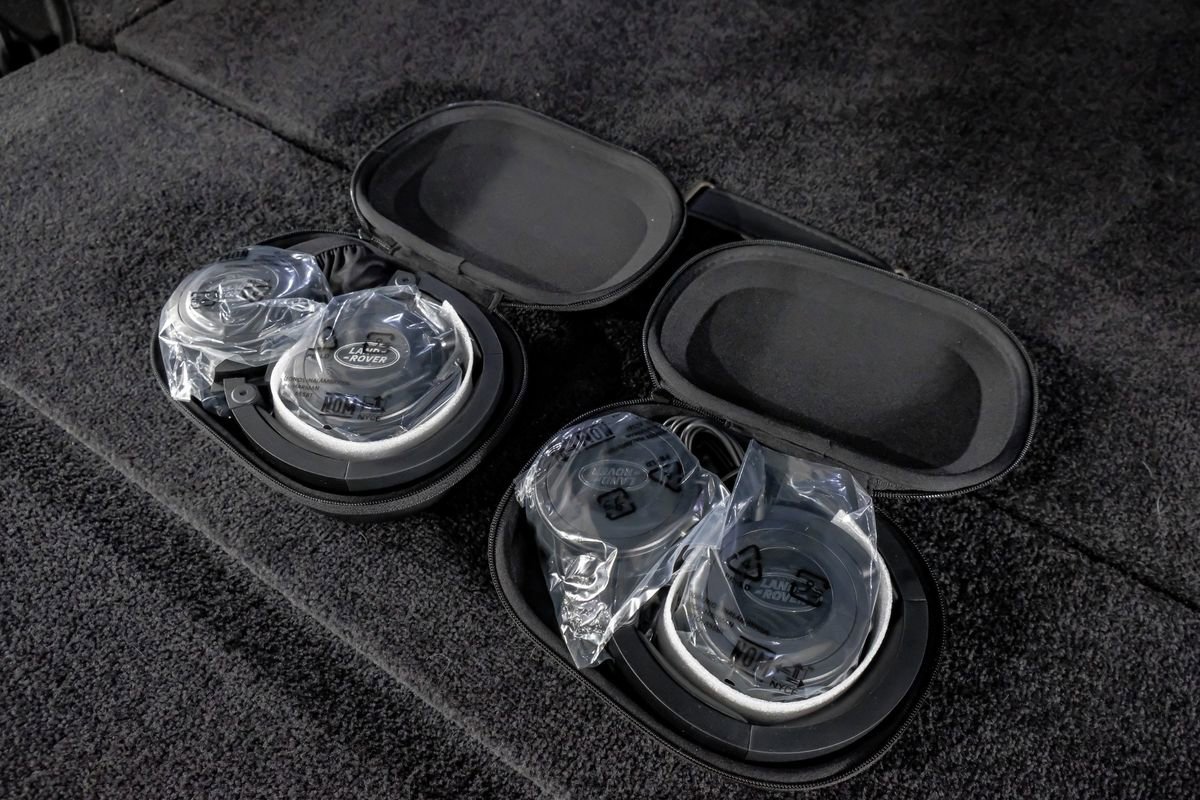 Used 2023 Land Rover Range Rover SE image 49