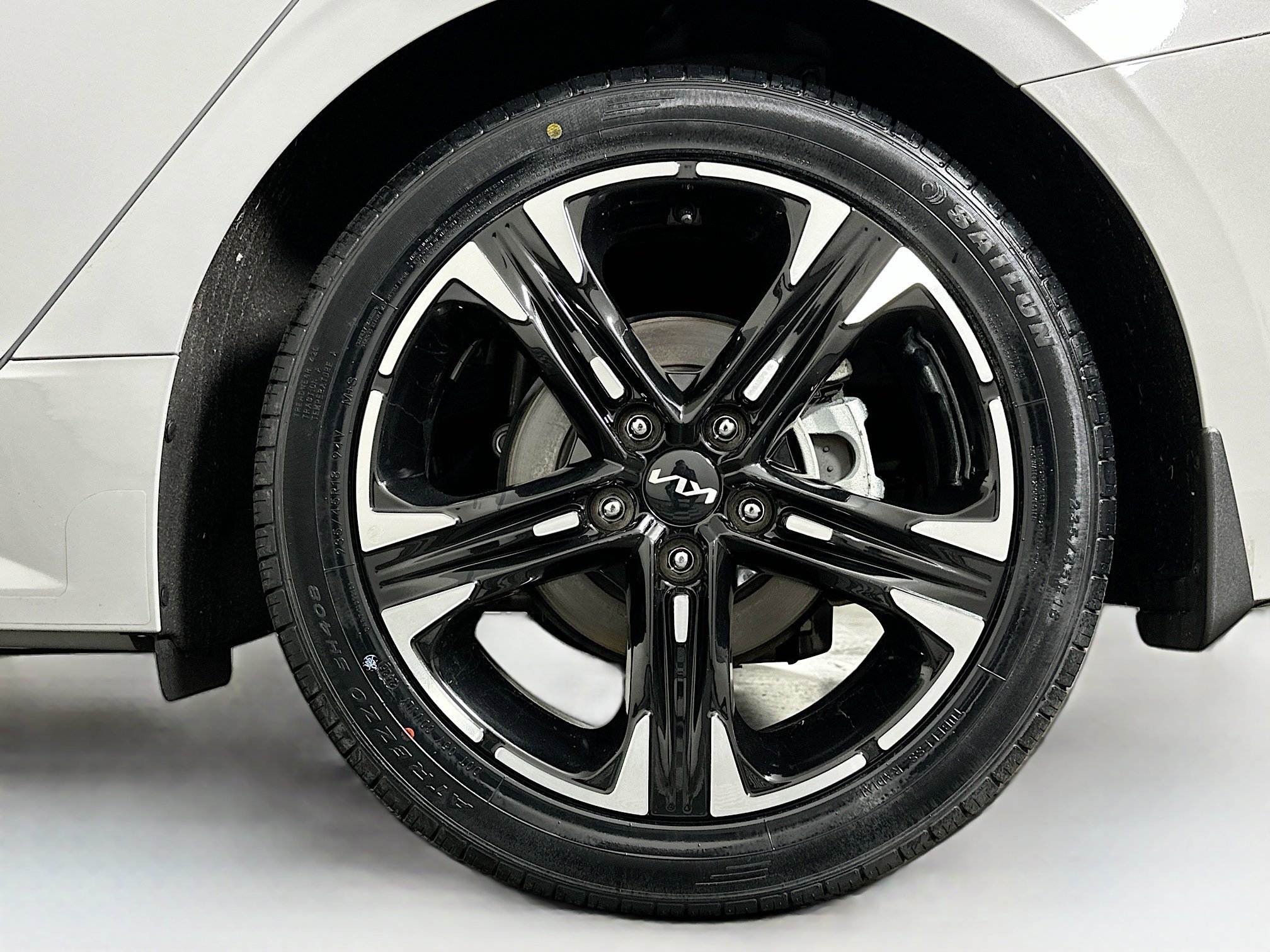 Used 2023 Kia K5 GT-Line w/ GT-Line Premium Package image 11