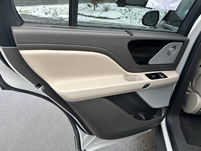 Used 2023 Lincoln Aviator Reserve w/ Equipment Group 201A image 25