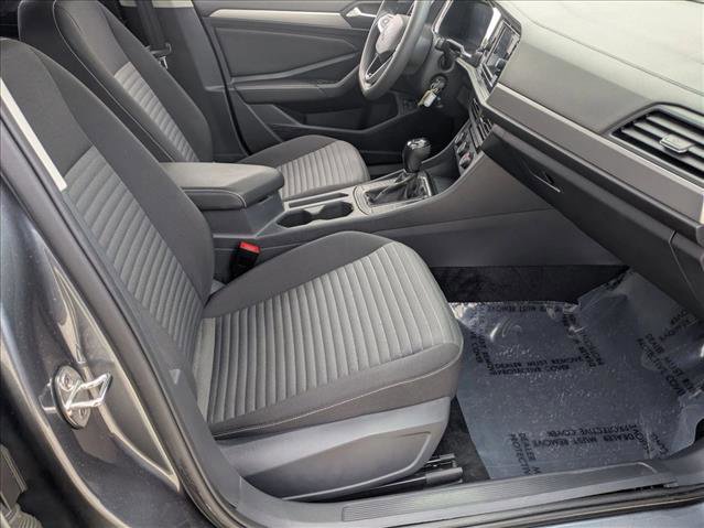 Used 2022 Volkswagen Jetta S image 19