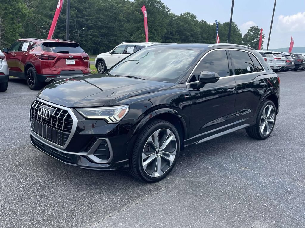 Used 2021 Audi Q3 2.0T Premium Plus w/ Premium Plus Package AWD/4WD image 5