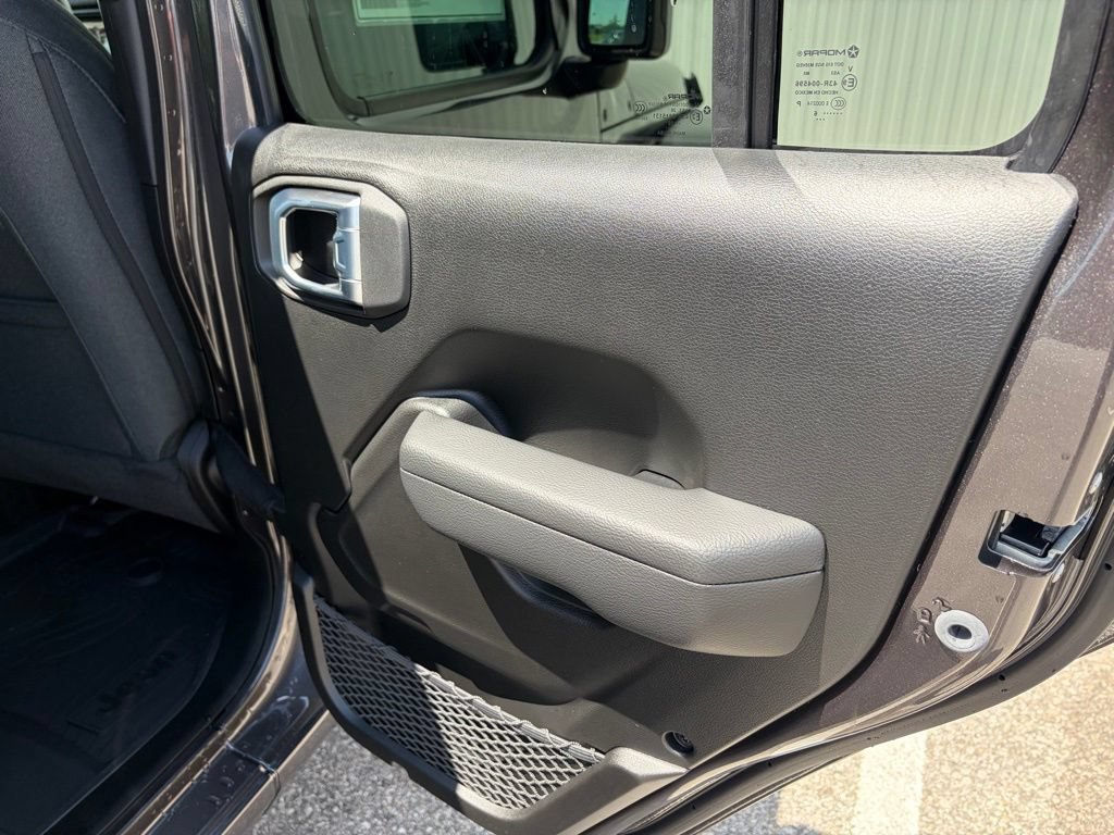 New 2026 Jeep Wrangler Unlimited Sport AWD/4WD image 18