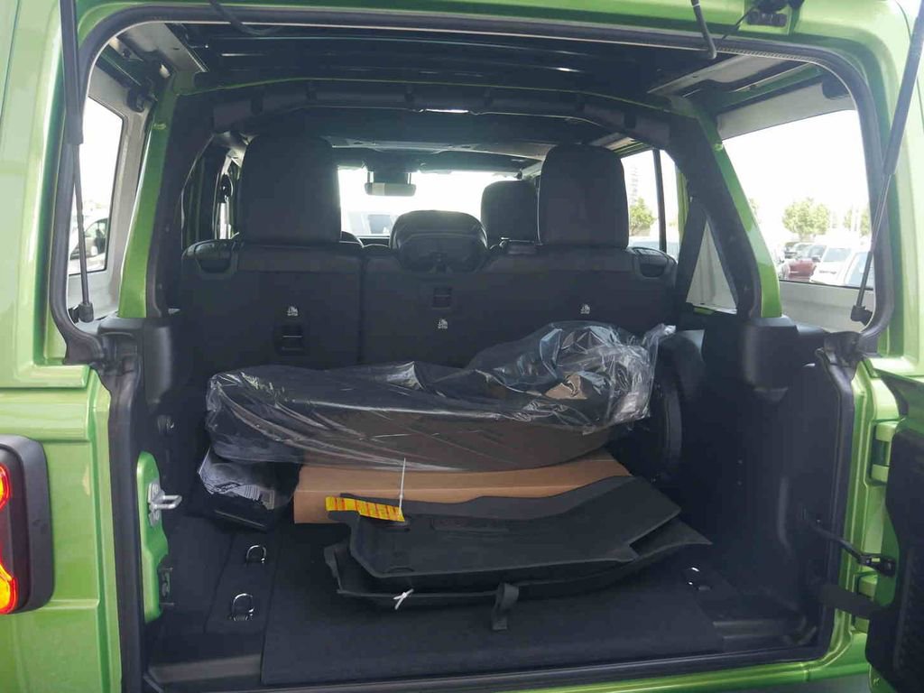 New 2025 Jeep Wrangler Rubicon 392 image 6