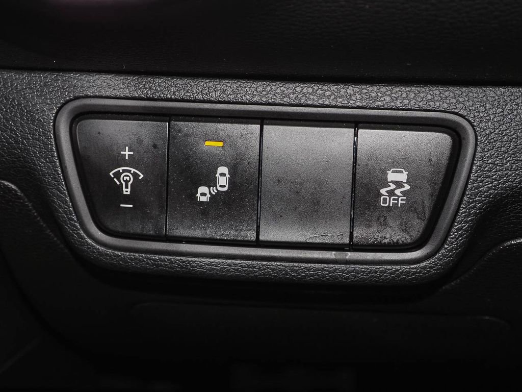 Used 2023 Kia Forte GT-Line w/ GT-Line Premium Package image 29