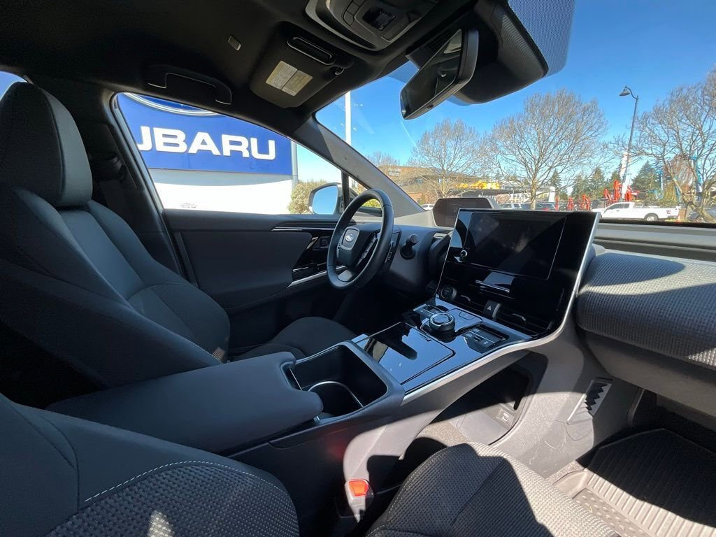 Certified 2023 Subaru Solterra AWD image 17