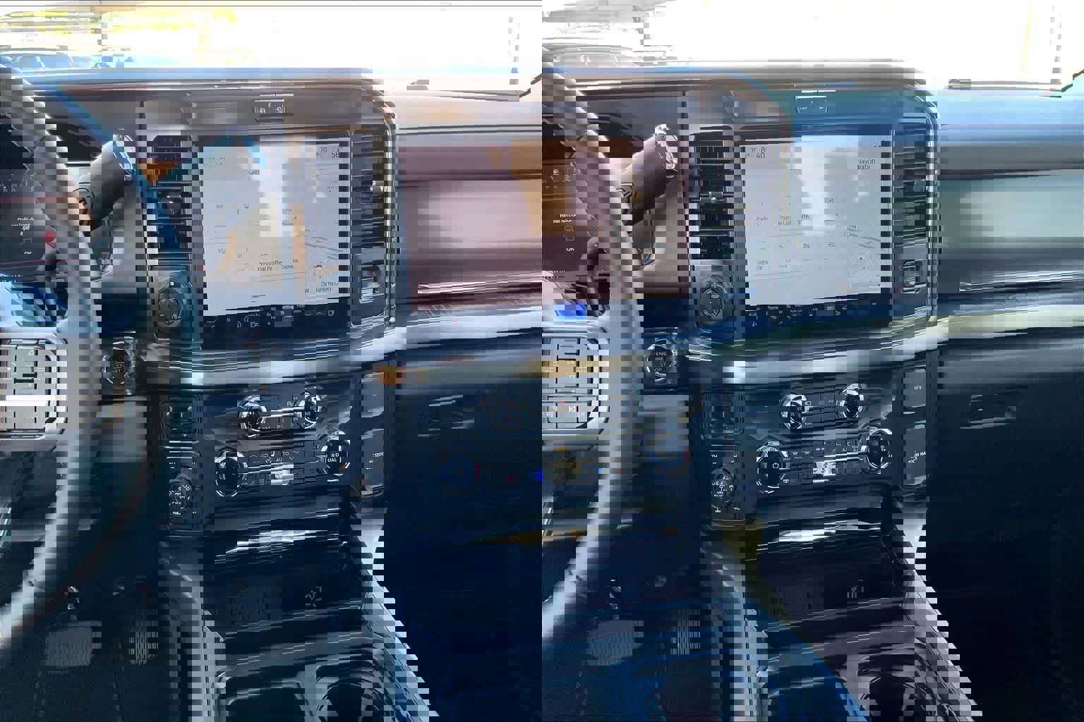 Used 2026 Ford F250 Lariat w/ Tremor Off-Road Package image 7