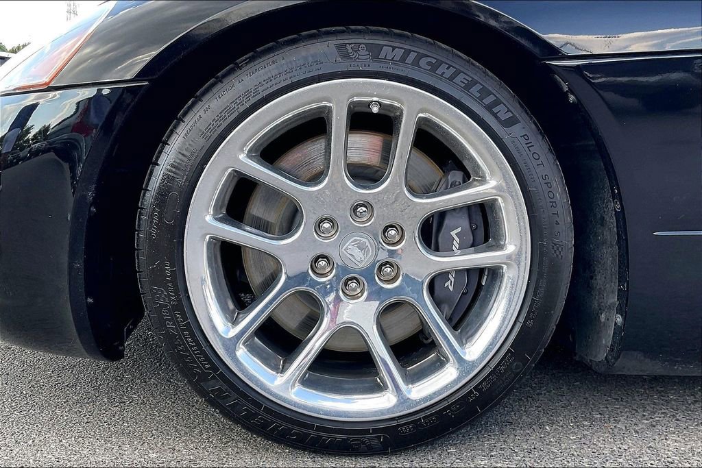 Used 2003 Dodge Viper SRT-10 RWD image 32