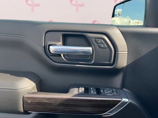 Used 2020 Chevrolet Silverado 1500 RST AWD/4WD image 10