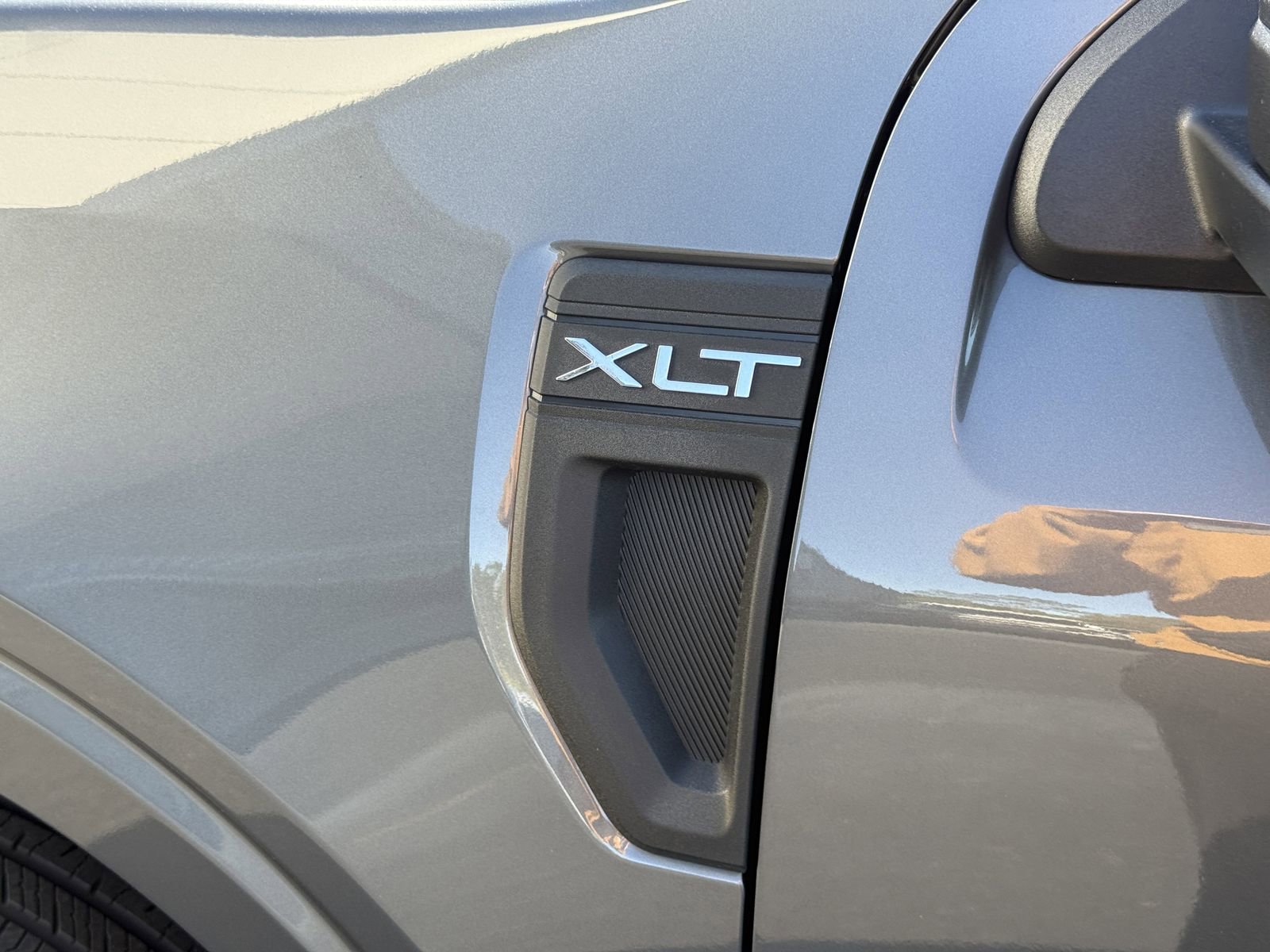 Used 2024 Ford Maverick XLT image 9