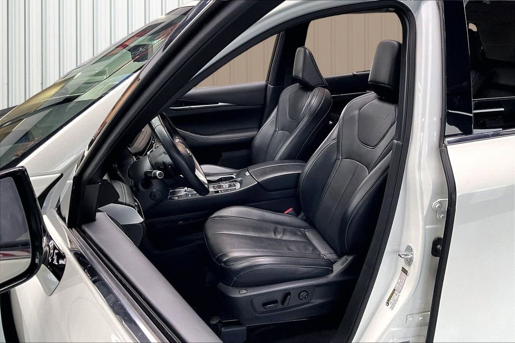 Used 2023 INFINITI QX60 Sensory w/ Vision Package image 21