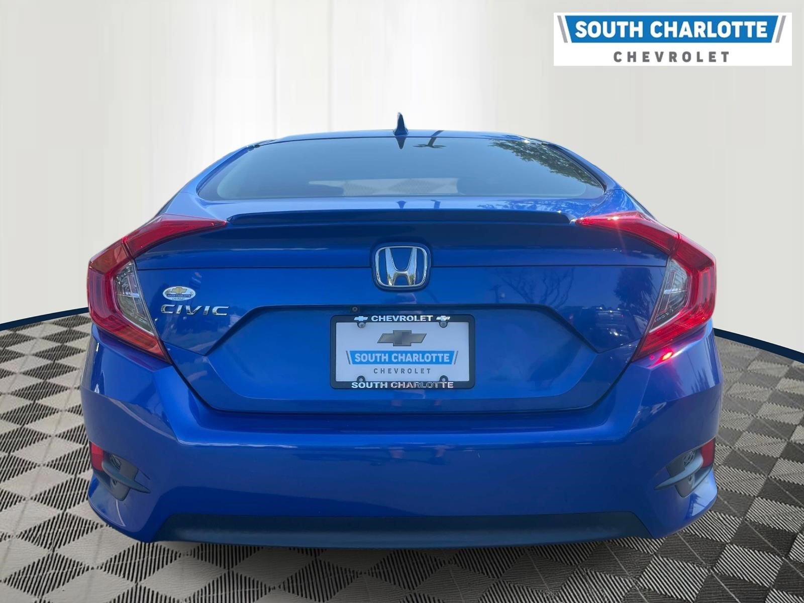 Used 2017 Honda Civic EX-T image 5