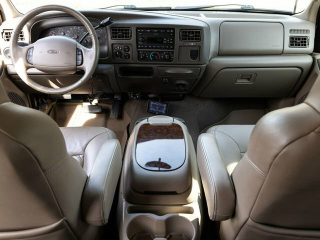 Used 2001 Ford Excursion Limited image 49