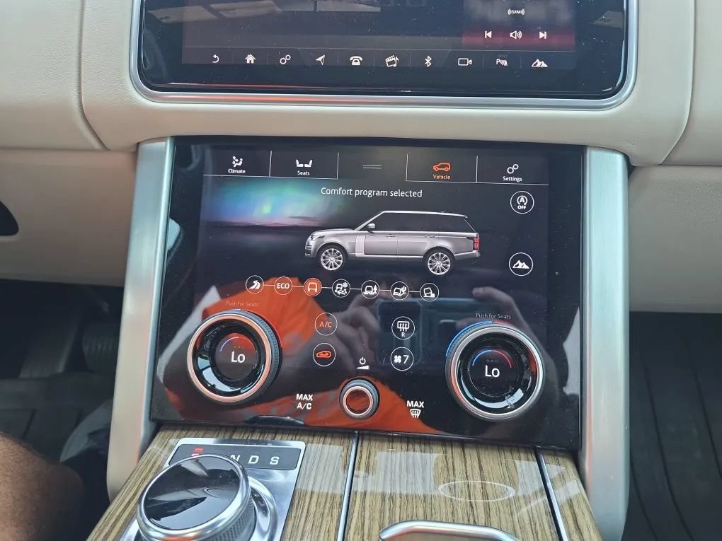 Used 2019 Land Rover Range Rover HSE AWD/4WD image 30