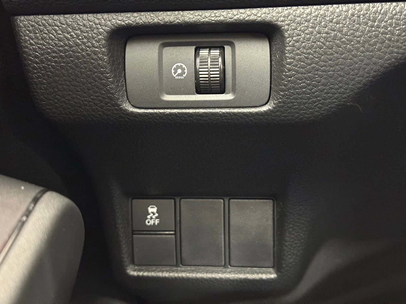 Used 2025 Honda Civic Sport image 26