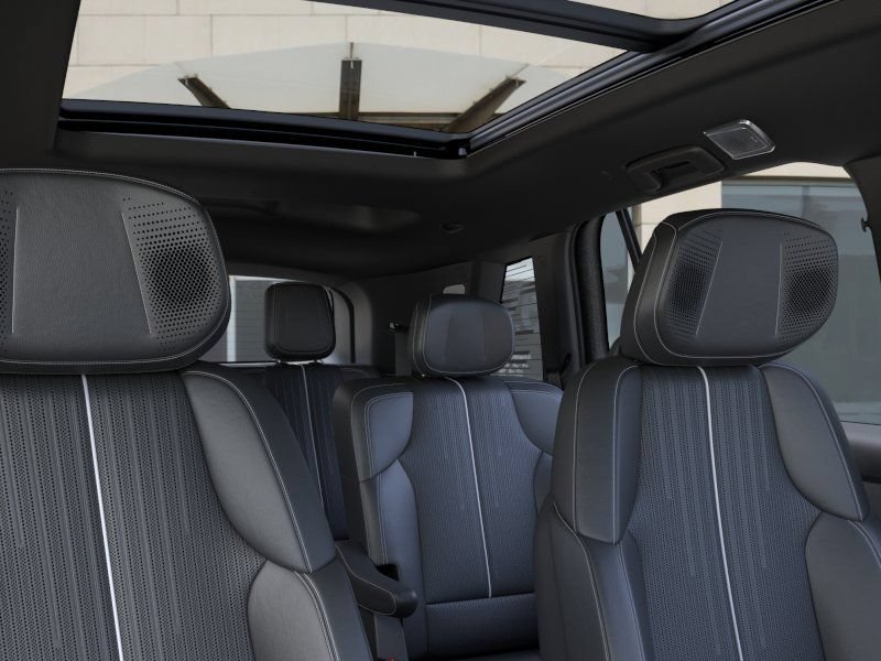 New 2026 Cadillac Vistiq Sport AWD/4WD image 24