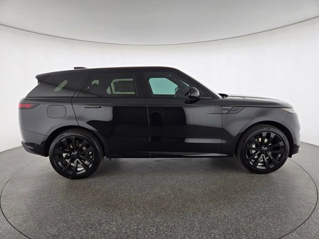 New 2026 Land Rover Range Rover Sport Dynamic SE AWD/4WD image 9