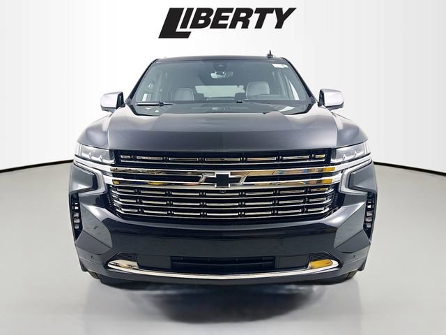 Used 2021 Chevrolet Suburban Premier w/ Premium Package image 2