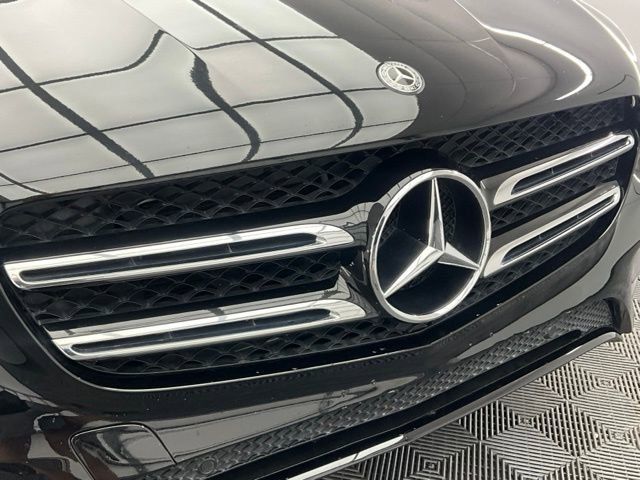 Used 2019 Mercedes-Benz GLC 300 w/ AMG Line image 23