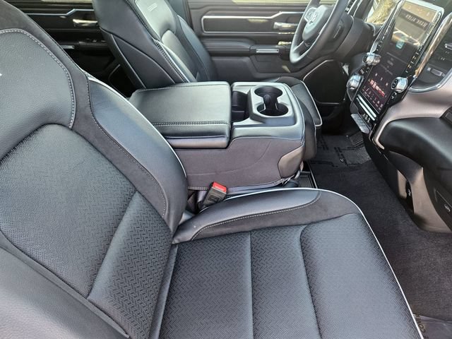 Used 2025 RAM 1500 Laramie AWD/4WD image 14
