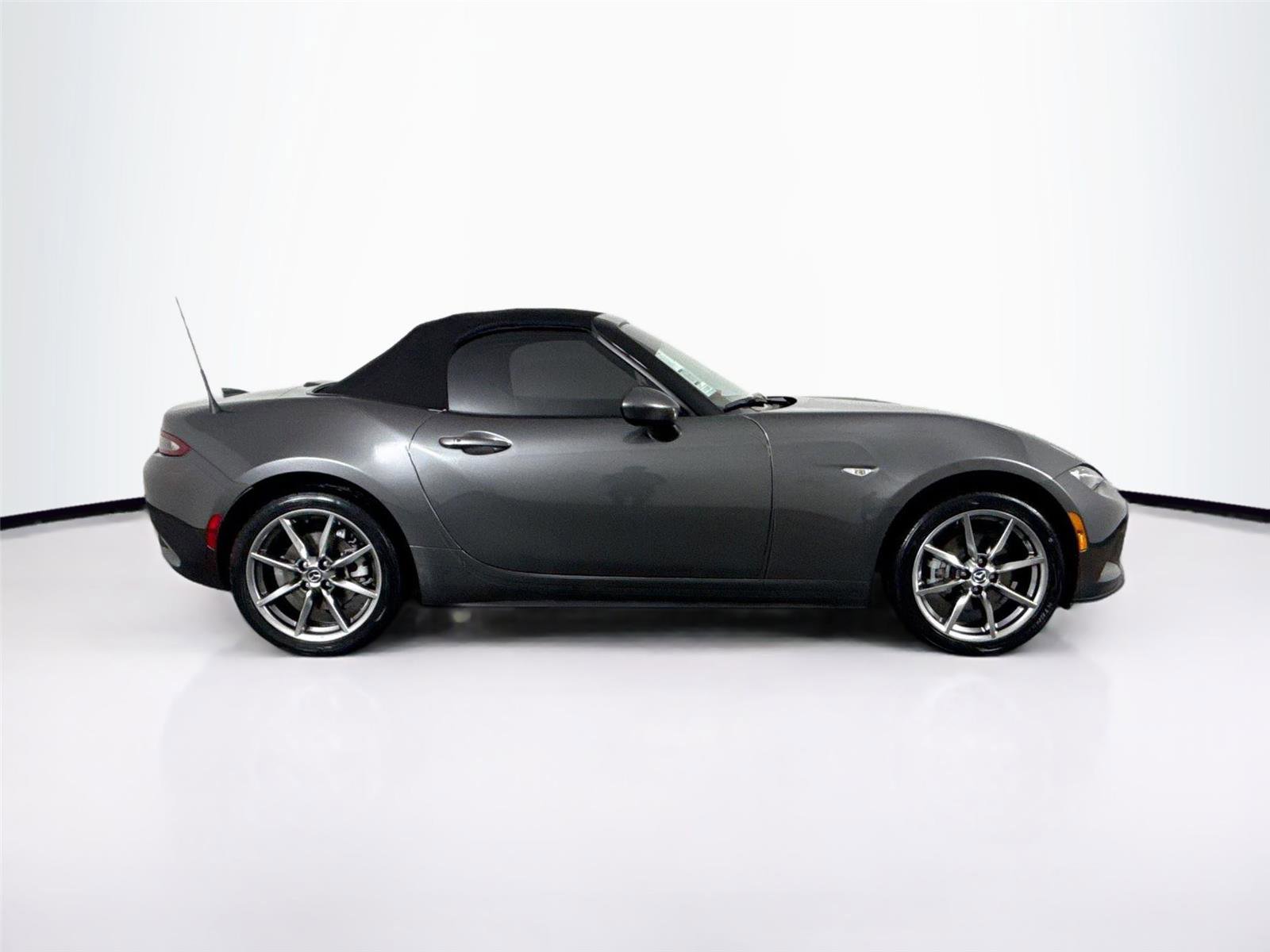 Used 2023 MAZDA MX-5 Miata Grand Touring image 11