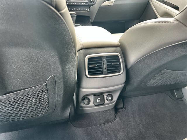 Used 2019 Kia Sorento SX w/ SX Touring Package image 20