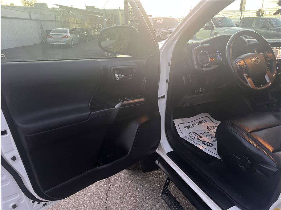 Used 2019 Toyota Tacoma TRD Pro image 14