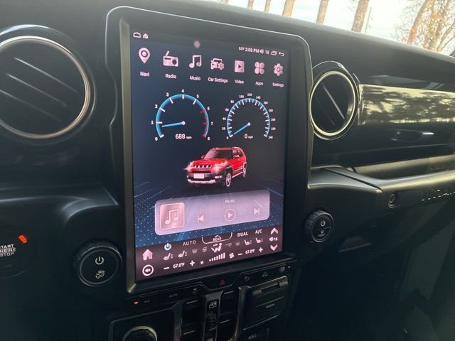 Used 2023 Jeep Wrangler Unlimited Rubicon 392 w/ Trailer Tow Package image 33