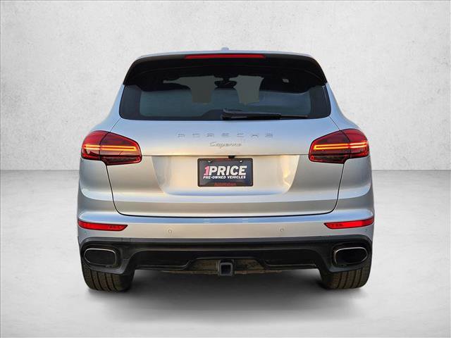 Used 2017 Porsche Cayenne Platinum Edition image 7