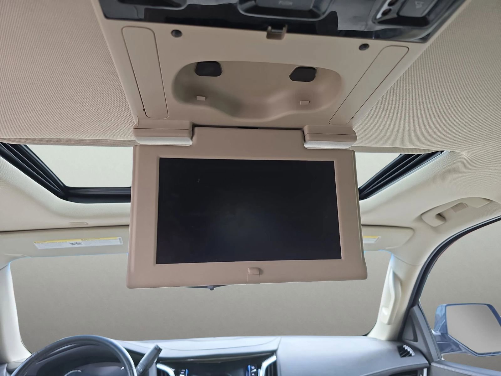 Used 2020 Cadillac Escalade Luxury AWD/4WD image 19
