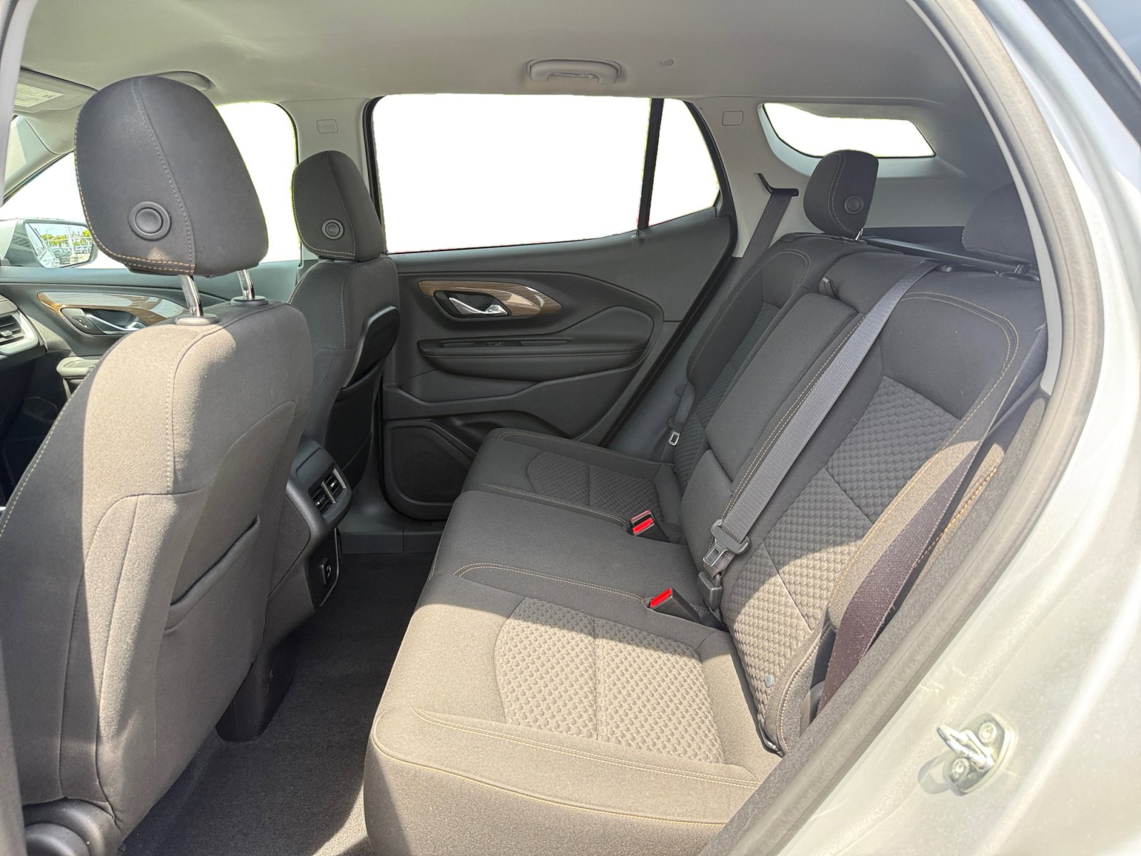 Used 2018 GMC Terrain SLE FWD image 16