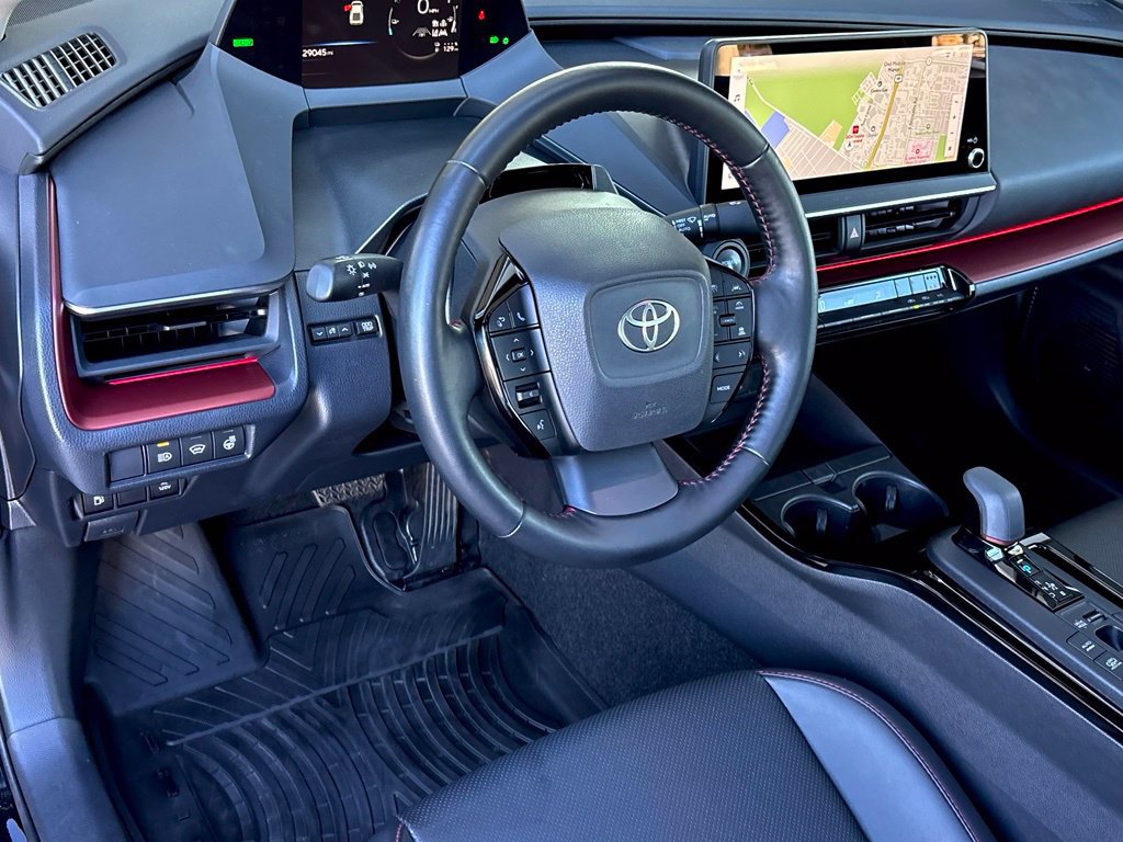Used 2024 Toyota Prius Prime FWD image 12